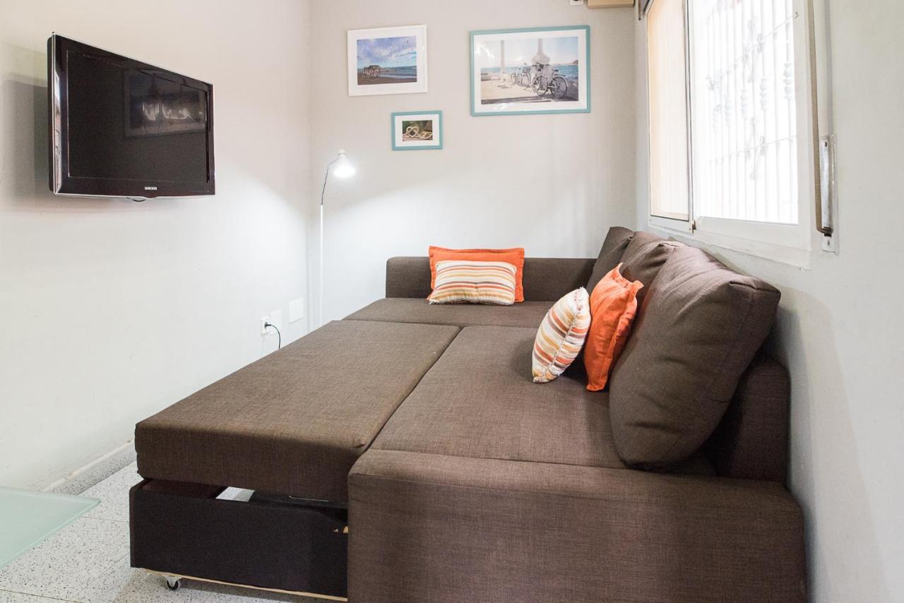 Malagaonbeach 1 - Two Bedrooms - Up To 3 People - 10 Meters Beach Málaga Exterior foto
