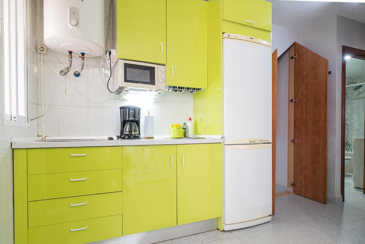 Malagaonbeach 1 - Two Bedrooms - Up To 3 People - 10 Meters Beach Málaga Exterior foto