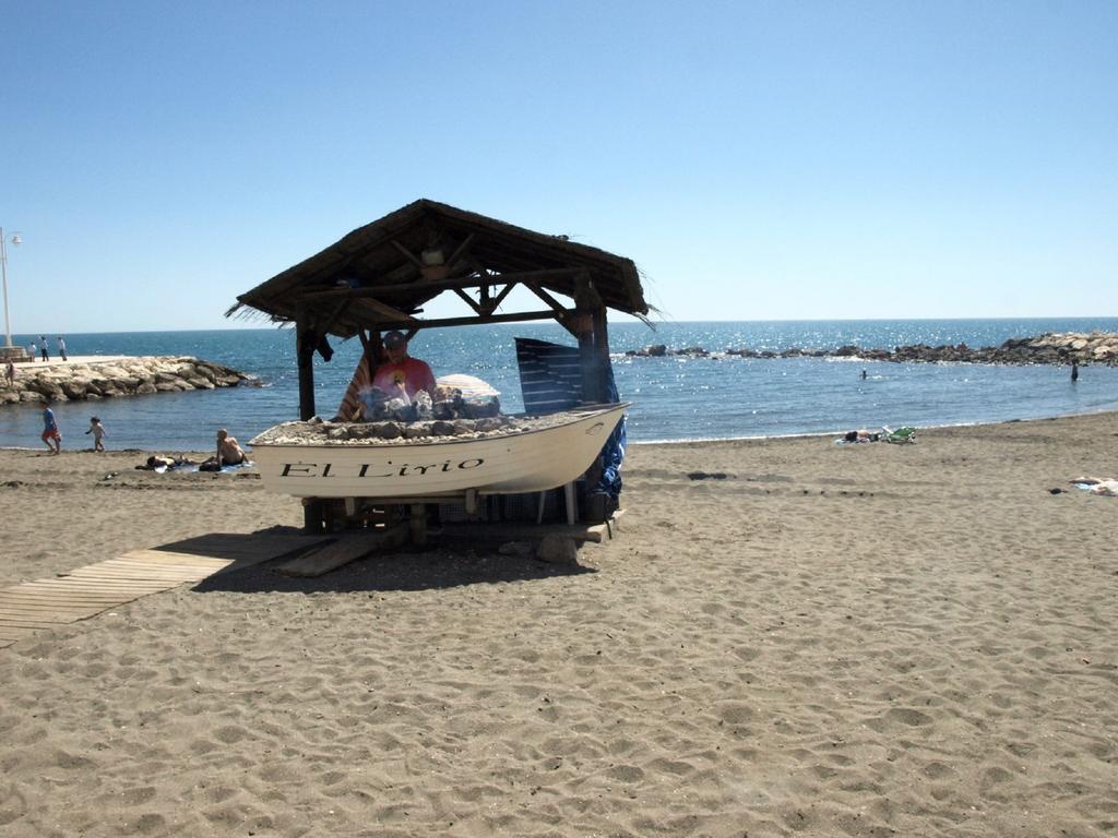 Malagaonbeach 1 - Two Bedrooms - Up To 3 People - 10 Meters Beach Málaga Quarto foto