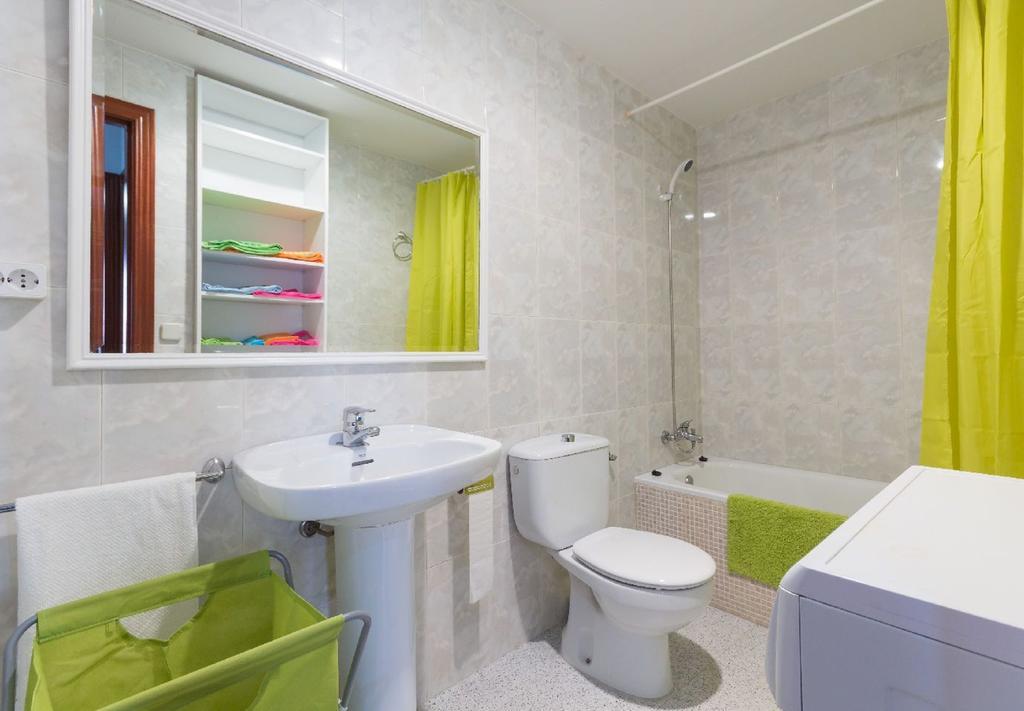 Malagaonbeach 1 - Two Bedrooms - Up To 3 People - 10 Meters Beach Málaga Quarto foto