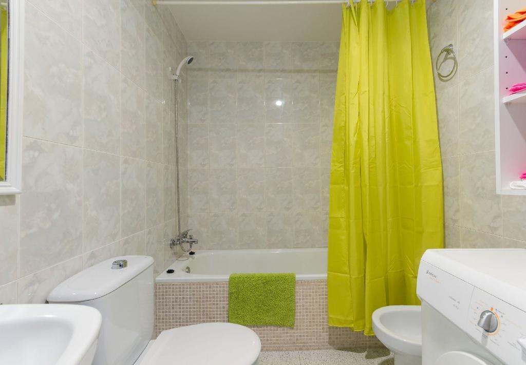 Malagaonbeach 1 - Two Bedrooms - Up To 3 People - 10 Meters Beach Málaga Quarto foto